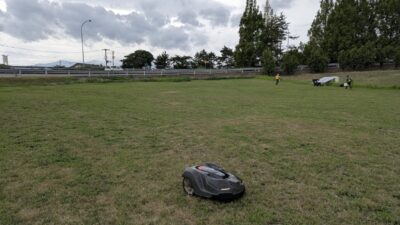 東北自動車道福島飯坂IC内緑地のオートモア定期点検を行いました。